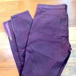 🛍️ 2/$20 🛍️ SmartSet burgundy skinny jeans (size 31)